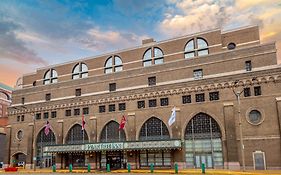 Drury Inn&Suites St. Louis Convention Center